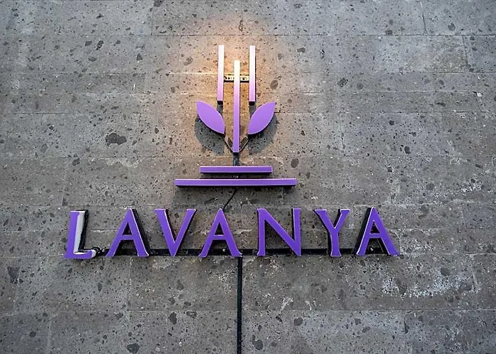 Lavanya Ubud Romantic ホテル Pagetan